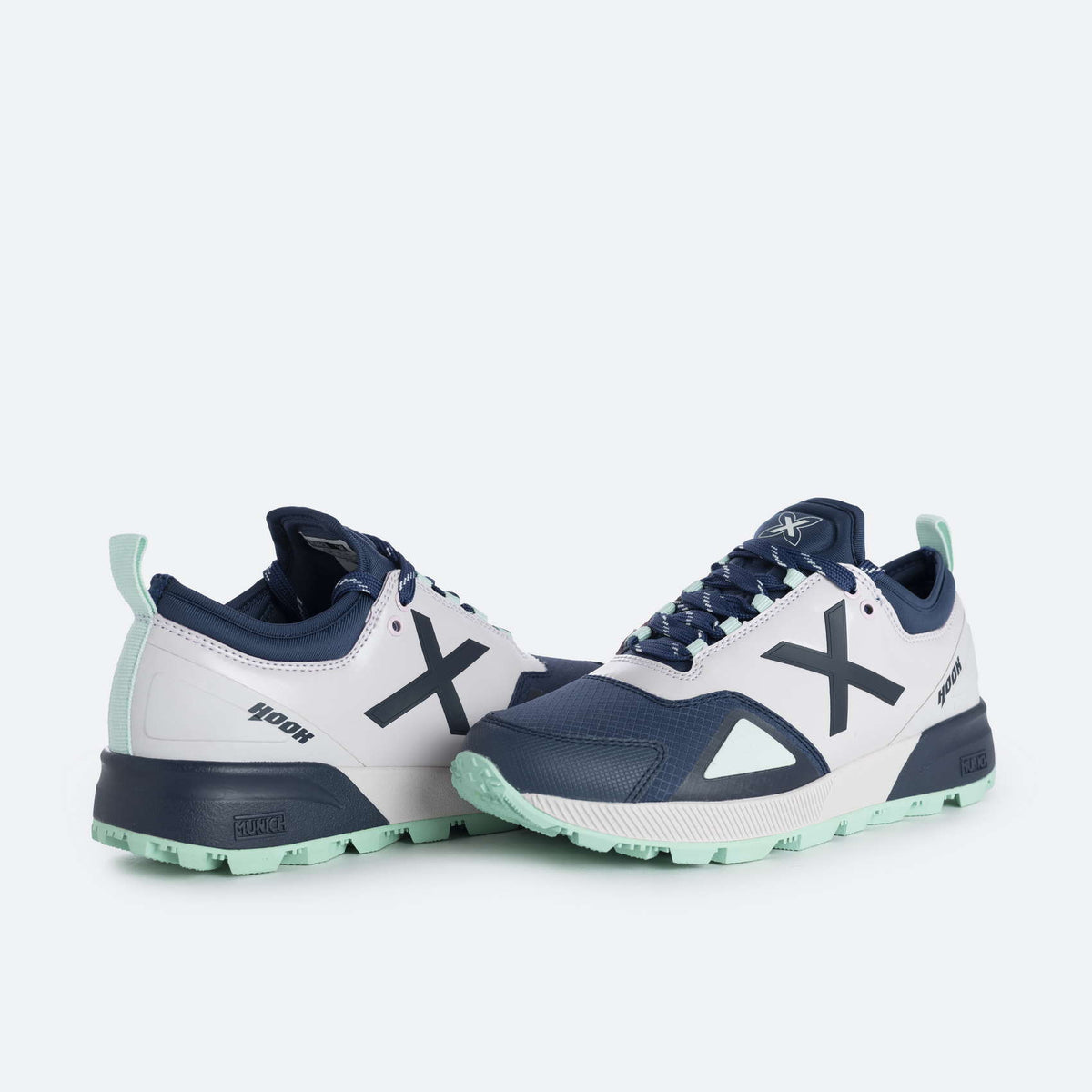 Munich Hook 11 – Hockey Shoes – Purple and Blue